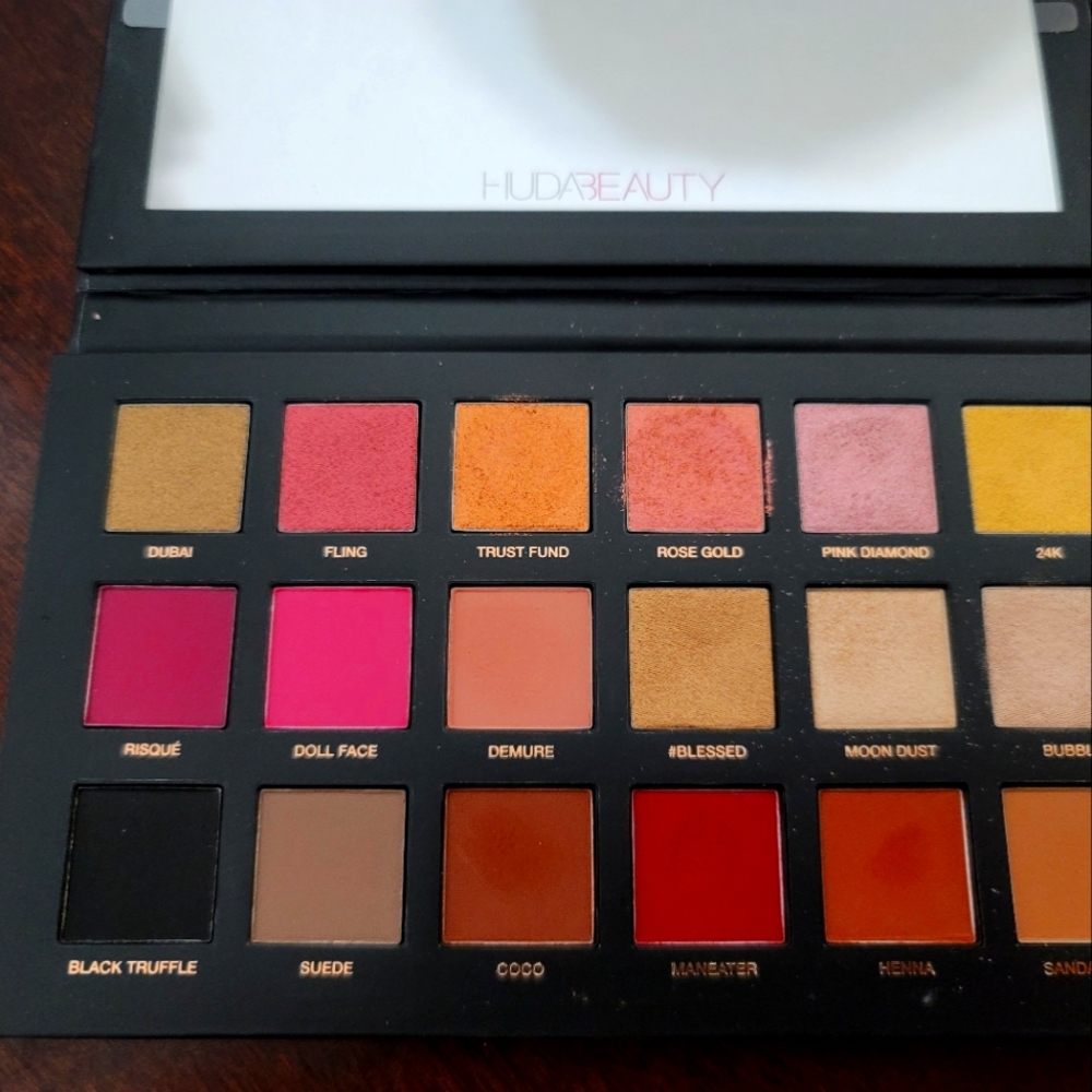 Meet your Posher, Valentina